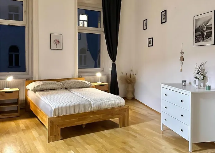 Apartment Sunny Flat Park Nearby *